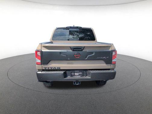 2024 Nissan Titan PRO-4X