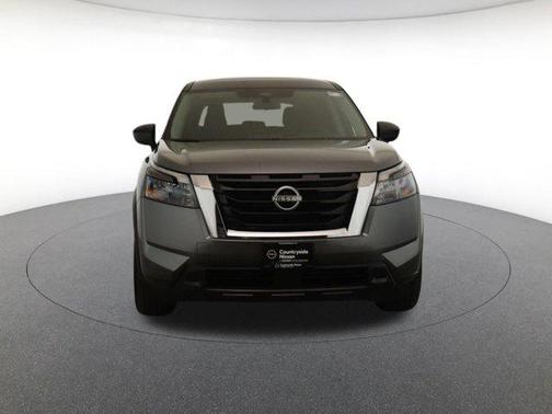 2023 Nissan Pathfinder S 4WD