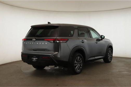 2023 Nissan Pathfinder S 4WD
