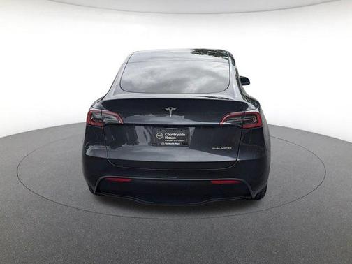 2024 Tesla Model Y Long Range Dual Motor All-Wheel Drive