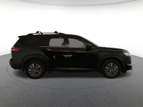 2022 Nissan Pathfinder SV 4WD