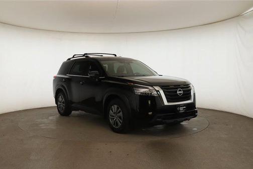 2022 Nissan Pathfinder SV 4WD