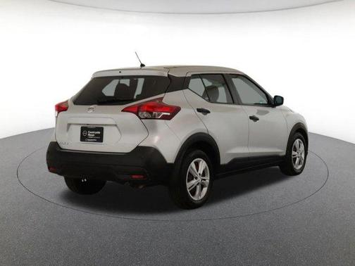 2020 Nissan Kicks S