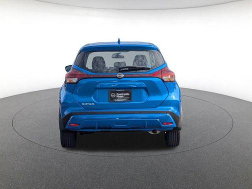 2025 Nissan Kicks S