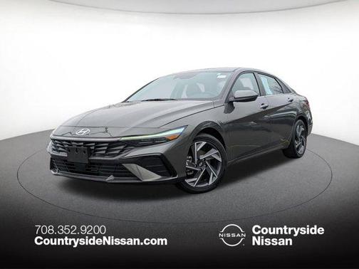 2025 Hyundai ELANTRA SEL