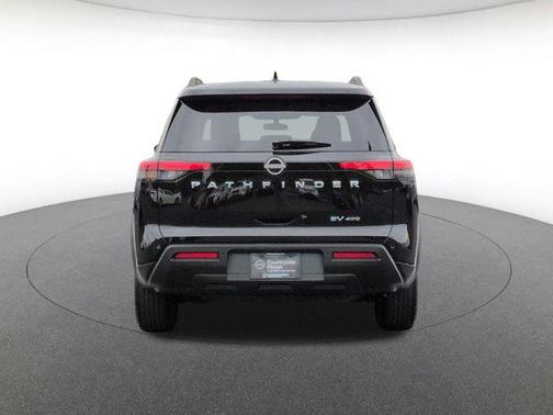 2022 Nissan Pathfinder SV 4WD