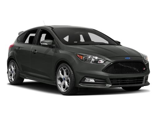 Shadow Black 2017 Ford Focus ST