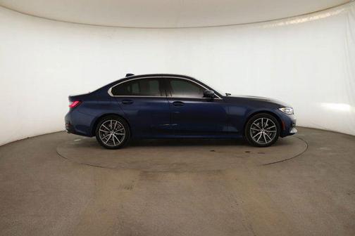 2022 BMW 330 xDrive