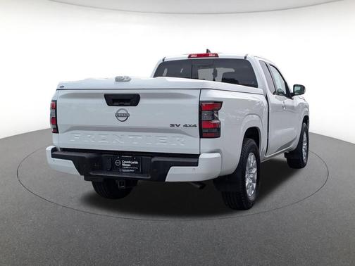Glacier White 2023 Nissan Frontier SV