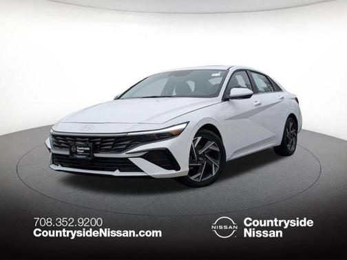 2025 Hyundai ELANTRA SEL