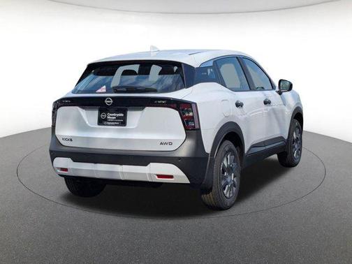2025 Nissan Kicks S