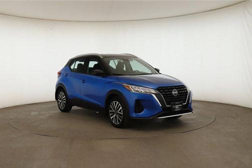 2022 Nissan Kicks SV
