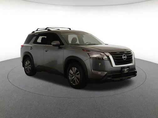 2022 Nissan Pathfinder SV 4WD