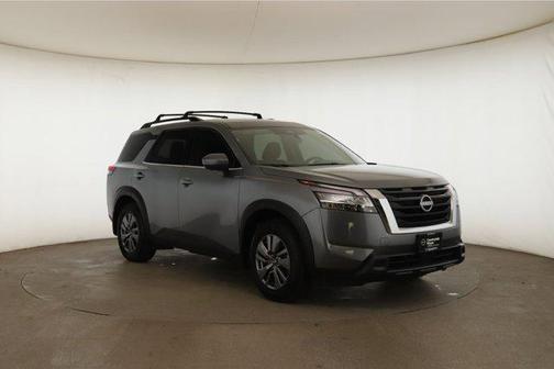 2022 Nissan Pathfinder SV 4WD