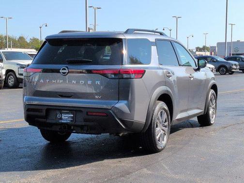 2024 Nissan Pathfinder SV FWD