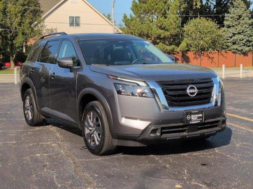 2024 Nissan Pathfinder SV FWD