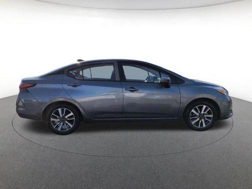 2023 Nissan Versa 1.6 SV