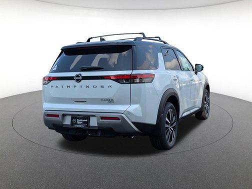 2025 Nissan Pathfinder Platinum 4WD
