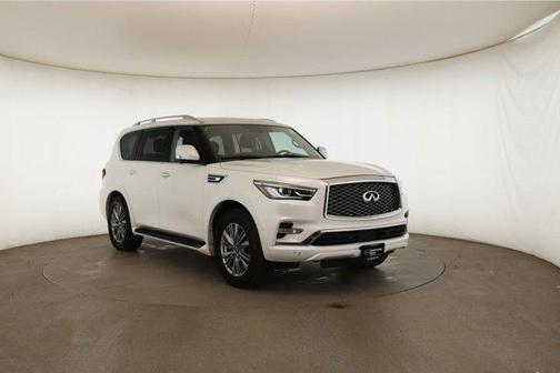 2022 INFINITI QX80 Luxe