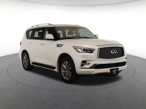 2022 INFINITI QX80 Luxe