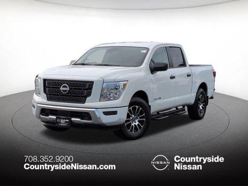 2024 Nissan Titan SV