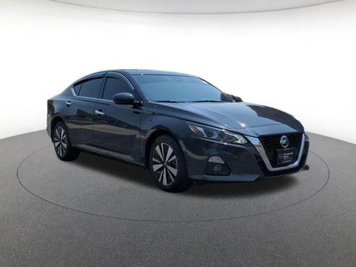 2022 Nissan Altima 2.5 SL