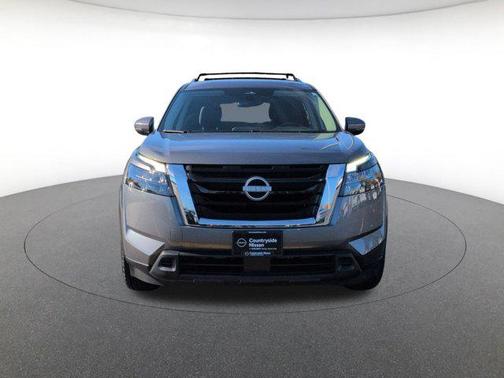 2024 Nissan Pathfinder SV FWD