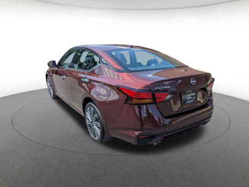 2024 Nissan Altima 2.5 SL