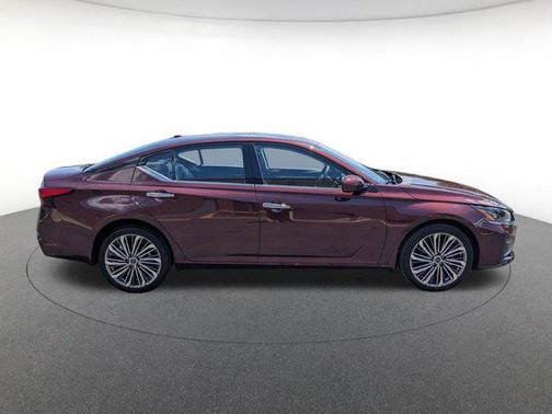 2024 Nissan Altima 2.5 SL