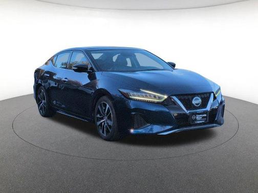 2022 Nissan Maxima SL