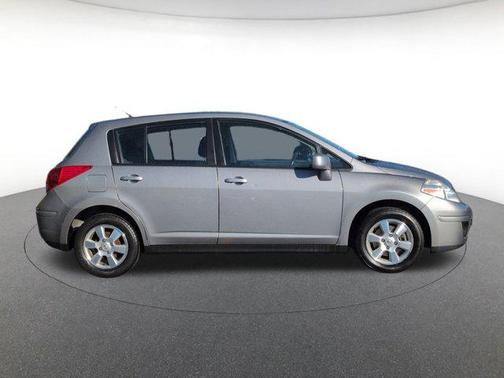 2012 Nissan Versa 1.8 S