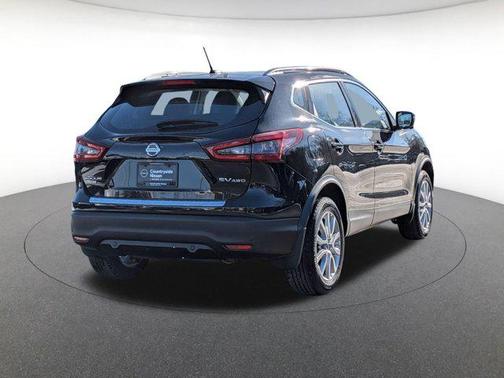 2022 Nissan Rogue Sport SV