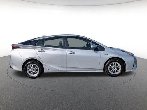 2016 Toyota Prius Two