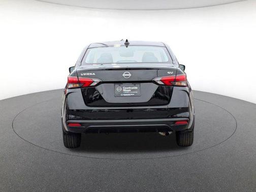 2024 Nissan Versa 1.6 SV