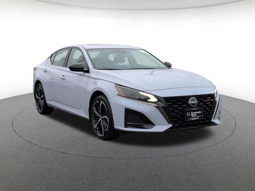 2025 Nissan Altima SR AWD