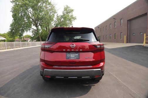 2024 Nissan Rogue SL