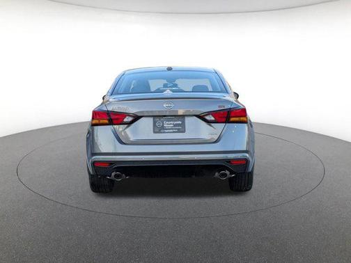 2025 Nissan Altima SR AWD