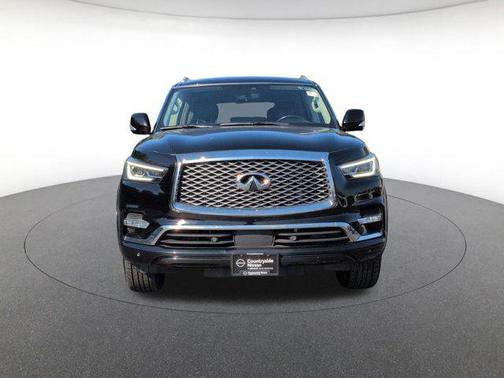 2022 INFINITI QX80 Luxe