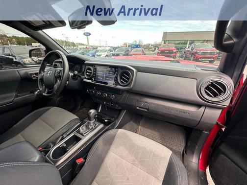 2020 Toyota Tacoma SR5