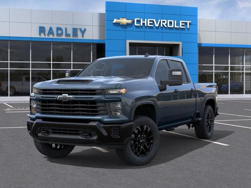 Lakeshore Blue Metallic 2026 Chevrolet Silverado 2500 Custom