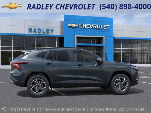 2025 Chevrolet Trax LT