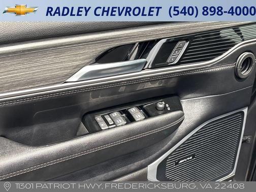 Baltic Gray 2024 Jeep Wagoneer Series III