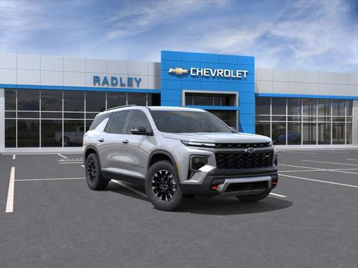Sterling Gray Metallic 2026 Chevrolet Traverse Z71