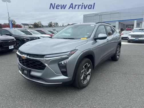2024 Chevrolet Trax LT