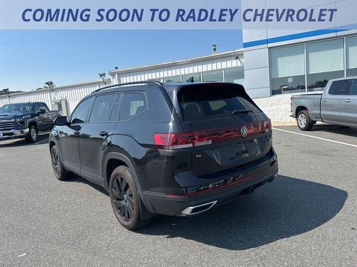 2024 Volkswagen Atlas 2.0T SE