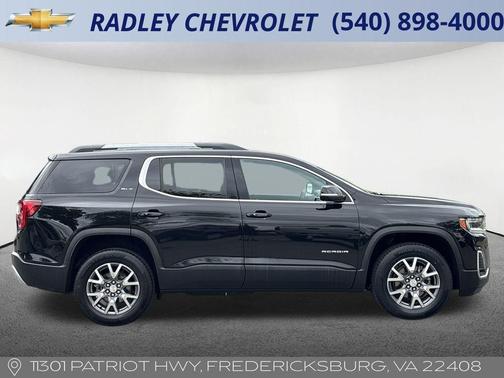 2023 GMC Acadia SLT