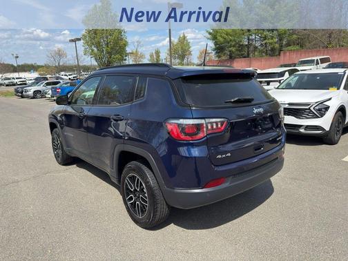 Blue 2018 Jeep Compass Sport