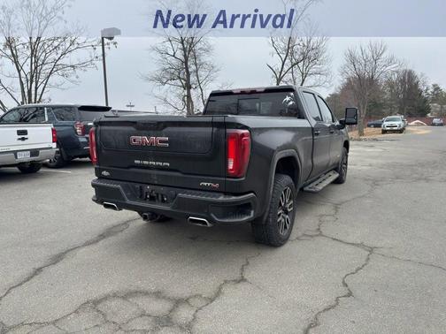 2022 GMC Sierra 1500 Limited AT4
