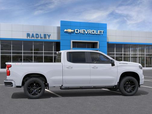 Summit White 2026 Chevrolet Silverado 1500 RST