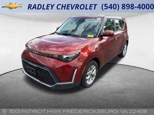 Orange 2025 Kia Soul LX